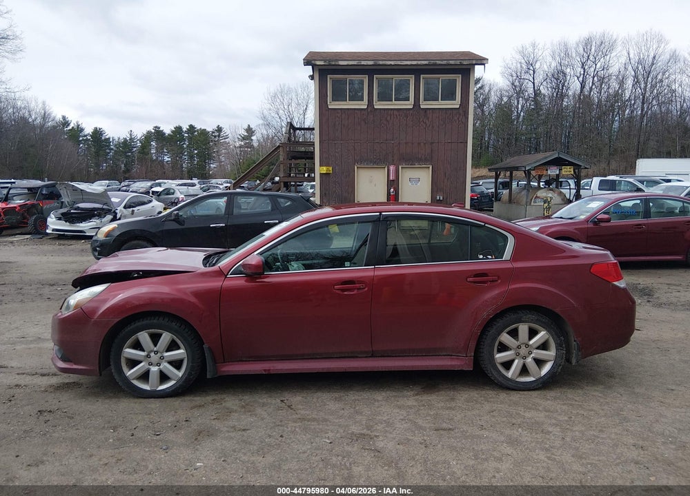 2014 SUBARU LEGACY 2.5I PREMIUM VIN: 4S3BMBC67E3036685