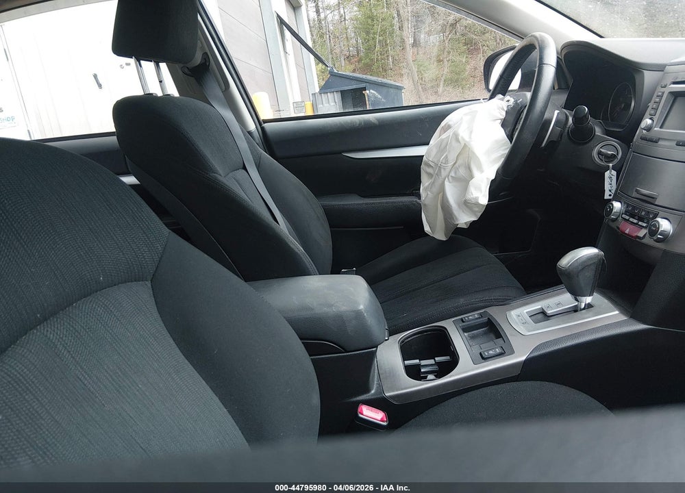 2014 SUBARU LEGACY 2.5I PREMIUM VIN: 4S3BMBC67E3036685