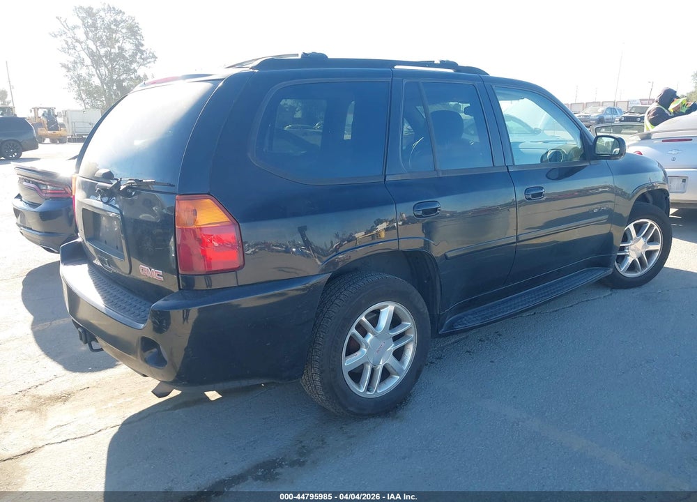 2006 GMC ENVOY DENALI VIN: 1GKES63M962166312