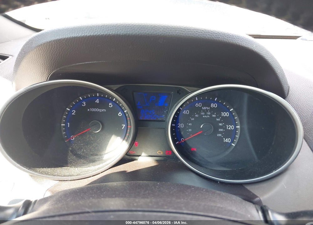 2012 HYUNDAI TUCSON GLS VIN: KM8JU3ACXCU323144