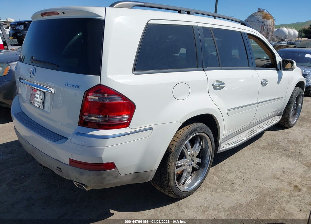 2009 MERCEDES-BENZ GL 450 4MATIC VIN: 4JGBF71E79A460124