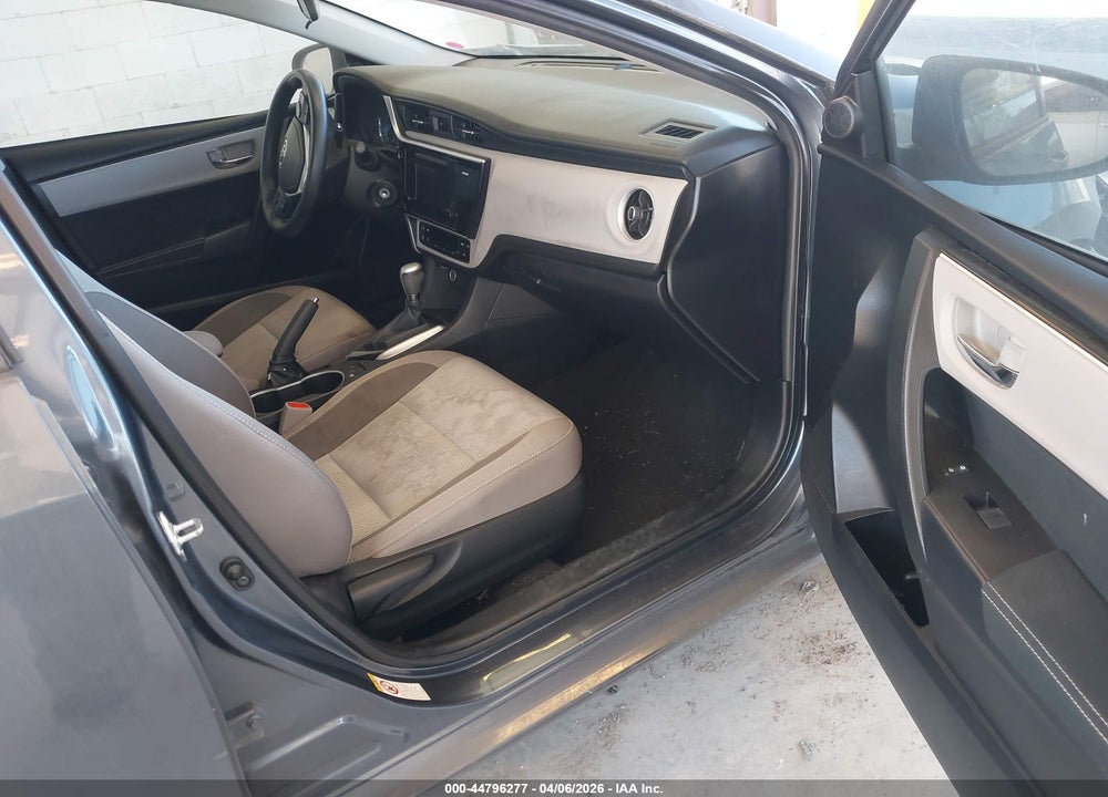2017 TOYOTA COROLLA LE VIN: 2T1BURHE7HC794126