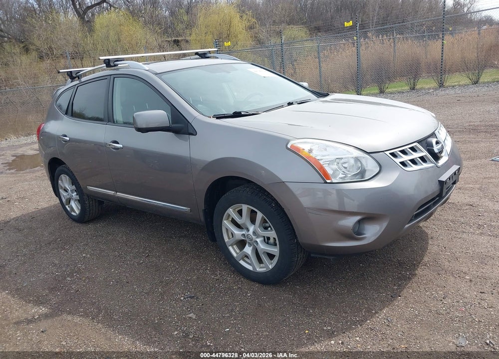 2013 NISSAN ROGUE SV W/SL PKG VIN: JN8AS5MV2DW614363