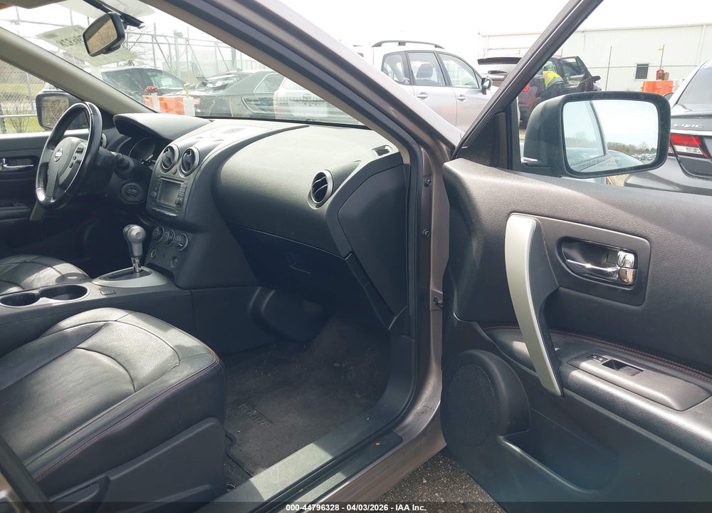 2013 NISSAN ROGUE SV W/SL PKG VIN: JN8AS5MV2DW614363