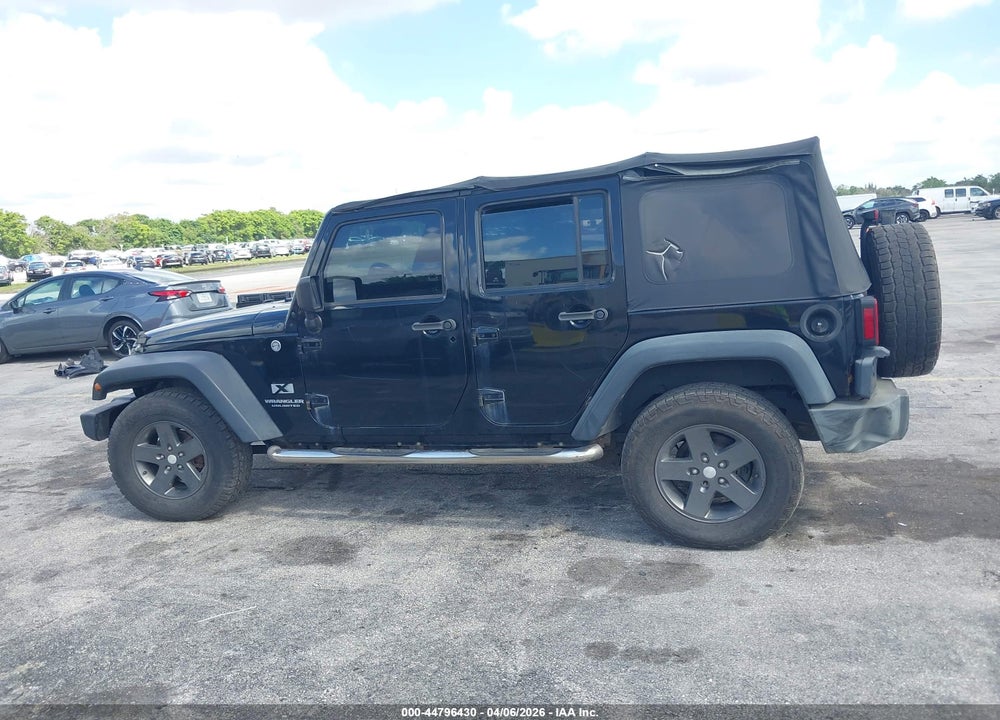 2007 JEEP WRANGLER UNLIMITED X VIN: 1J4GA39127L137551