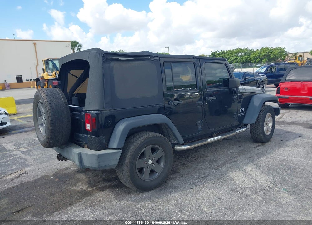 2007 JEEP WRANGLER UNLIMITED X VIN: 1J4GA39127L137551