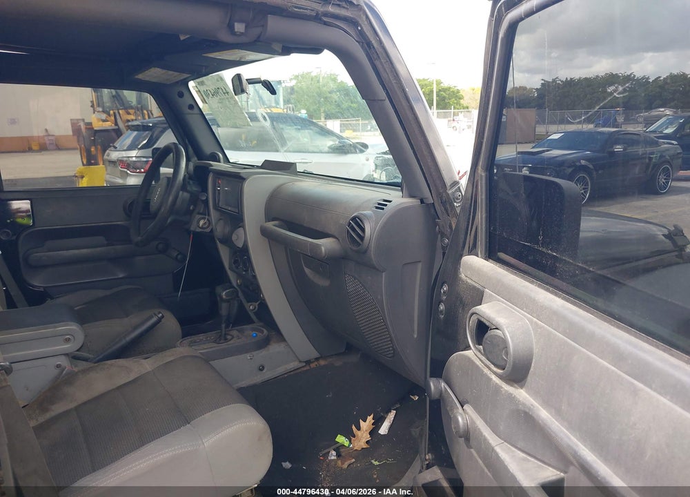 2007 JEEP WRANGLER UNLIMITED X VIN: 1J4GA39127L137551