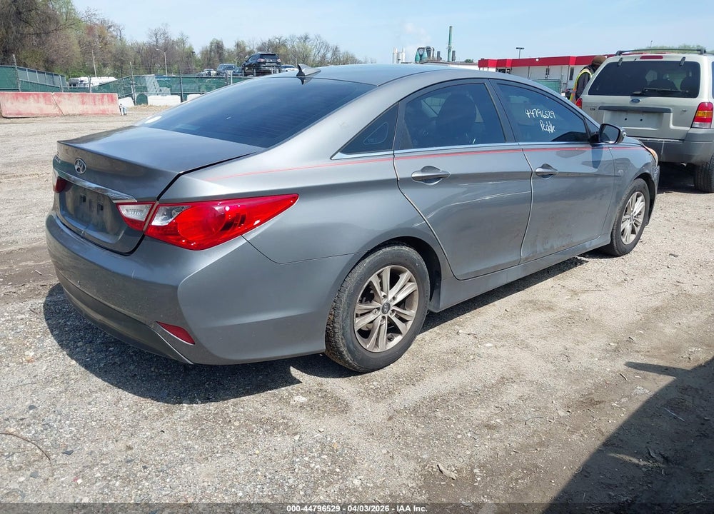 2014 HYUNDAI SONATA GLS VIN: 5NPEB4AC5EH865217
