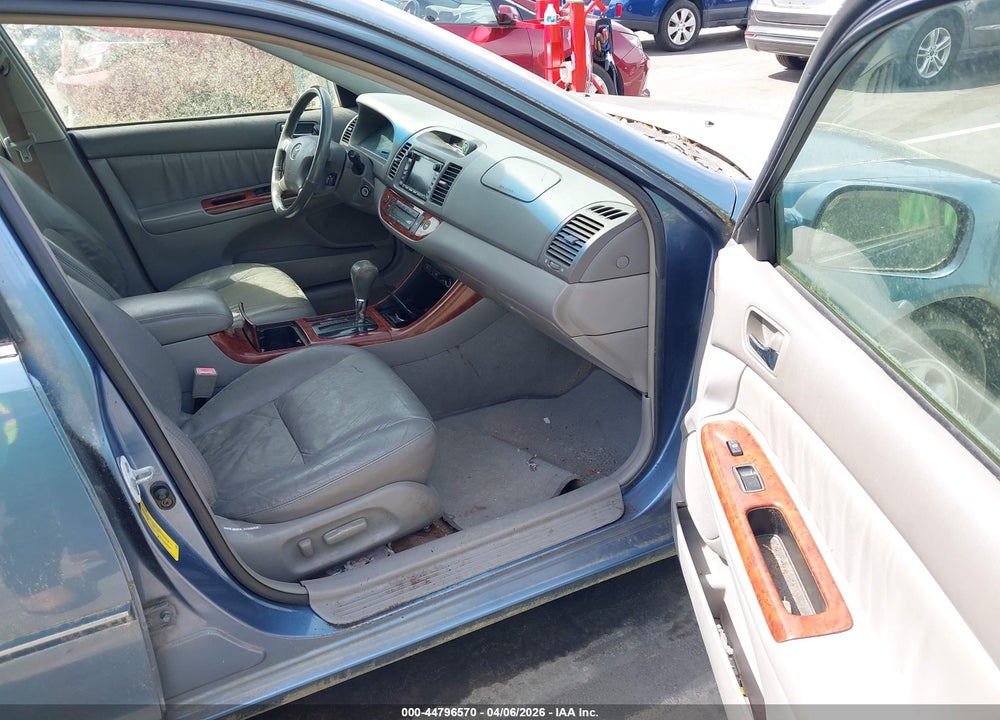 2002 TOYOTA CAMRY XLE V6 VIN: 4T1BF30K82U509318