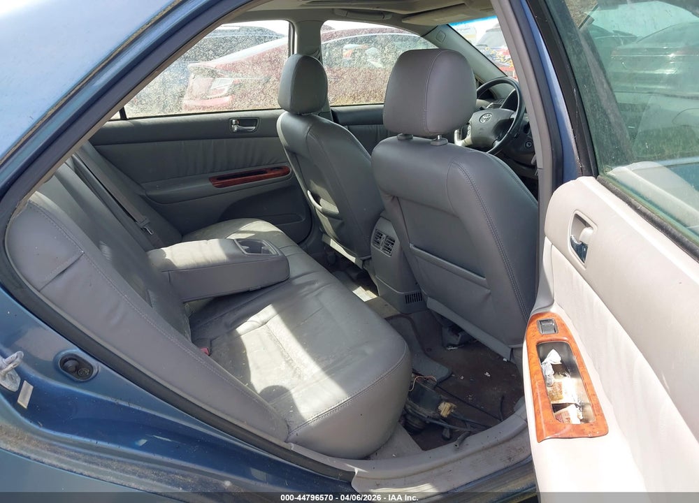 2002 TOYOTA CAMRY XLE V6 VIN: 4T1BF30K82U509318
