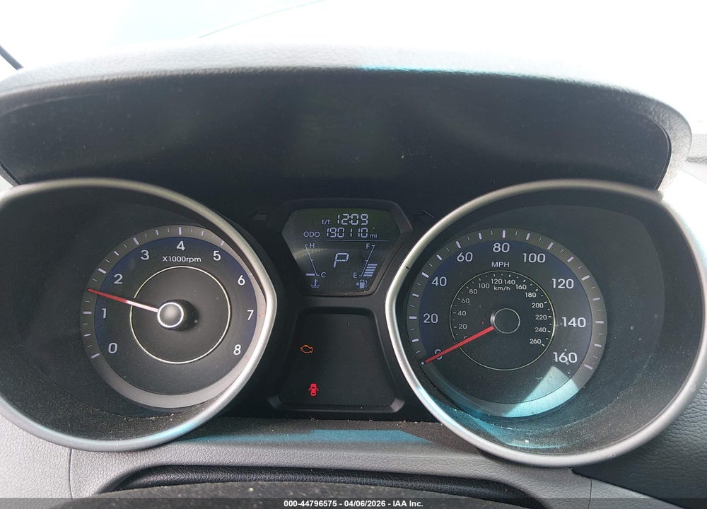 2013 HYUNDAI ELANTRA LIMITED VIN: KMHDH4AE7DU504633
