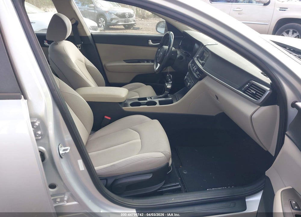 2016 KIA OPTIMA LX TURBO VIN: 5XXGT4L18GG008518