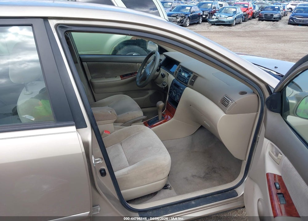 2005 TOYOTA COROLLA LE VIN: 1NXBR32EX5Z438786