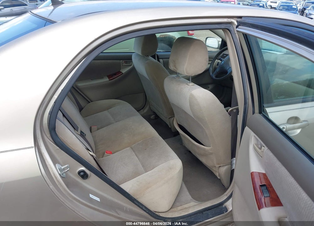2005 TOYOTA COROLLA LE VIN: 1NXBR32EX5Z438786