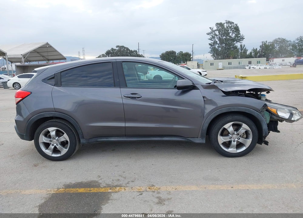 2017 HONDA HR-V LX VIN: 3CZRU5H34HM700582
