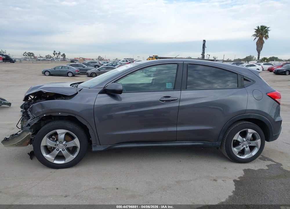 2017 HONDA HR-V LX VIN: 3CZRU5H34HM700582