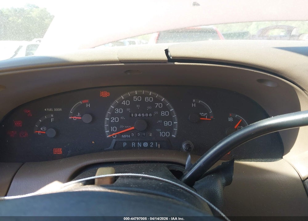 1997 FORD F-150 STANDARD/XL/XLT VIN: 1FTDX1722VNC87619