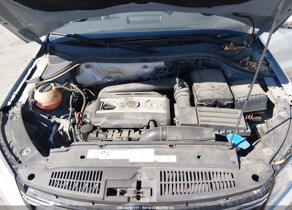 2012 VOLKSWAGEN TIGUAN SE VIN: WVGAV7AX5CW544842