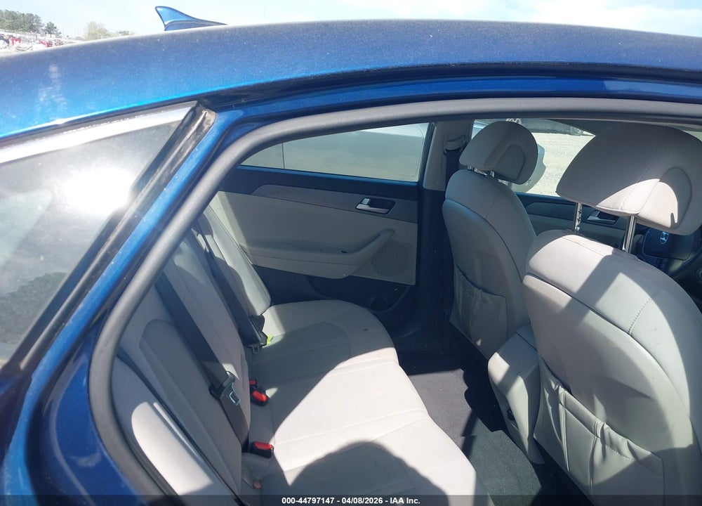 2016 HYUNDAI SONATA SE VIN: 5NPE24AF1GH361888