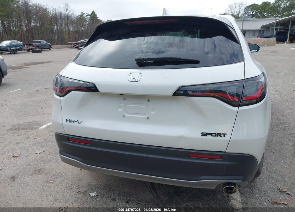 2025 HONDA HR-V VIN: 3CZRZ2H50SM717680
