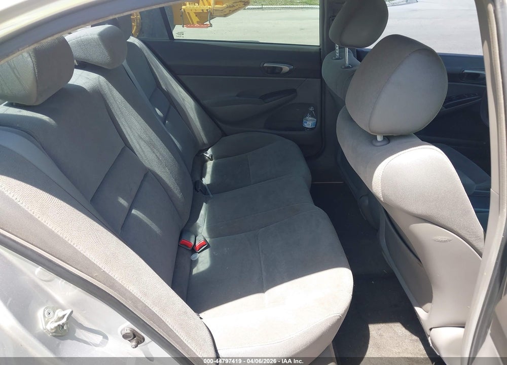 2006 HONDA CIVIC LX VIN: 1HGFA16556L017613