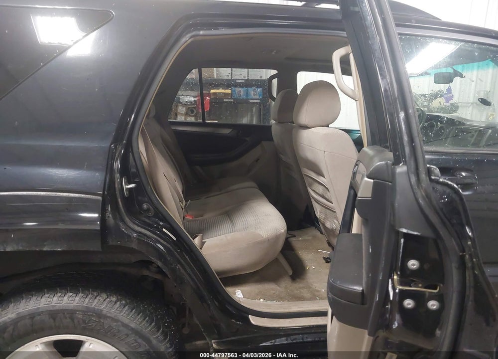 2005 TOYOTA 4RUNNER SR5 V6 VIN: JTEBU14RX50058292
