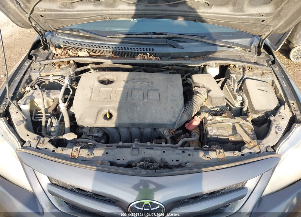 2011 TOYOTA COROLLA LE VIN: 2T1BU4EE4BC632856