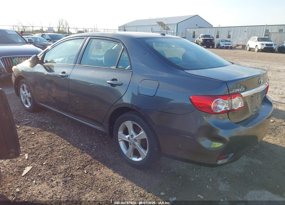 2011 TOYOTA COROLLA LE VIN: 2T1BU4EE4BC632856