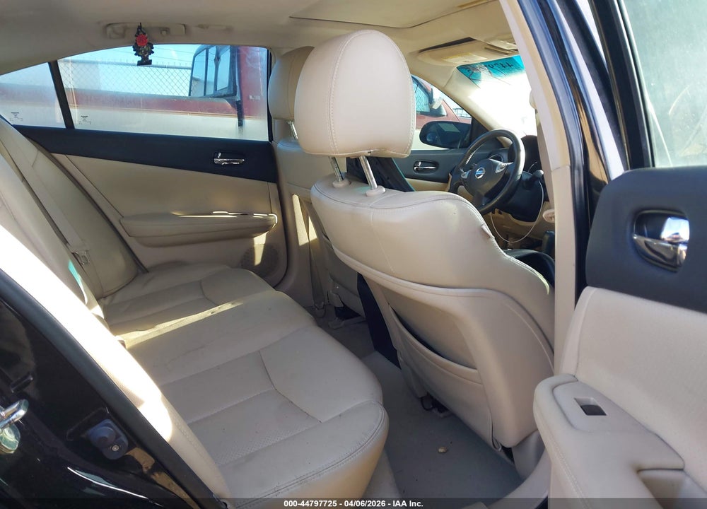 2014 NISSAN MAXIMA 3.5 S VIN: 1N4AA5AP2EC457379