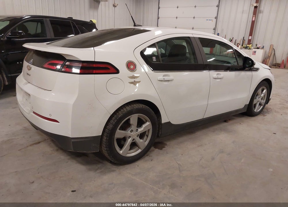 2013 CHEVROLET VOLT VIN: 1G1RB6E49DU122489