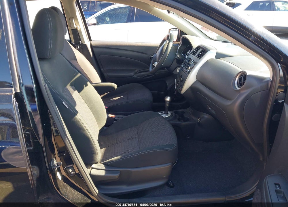 2018 NISSAN VERSA 1.6 SV VIN: 3N1CN7AP4JL853396