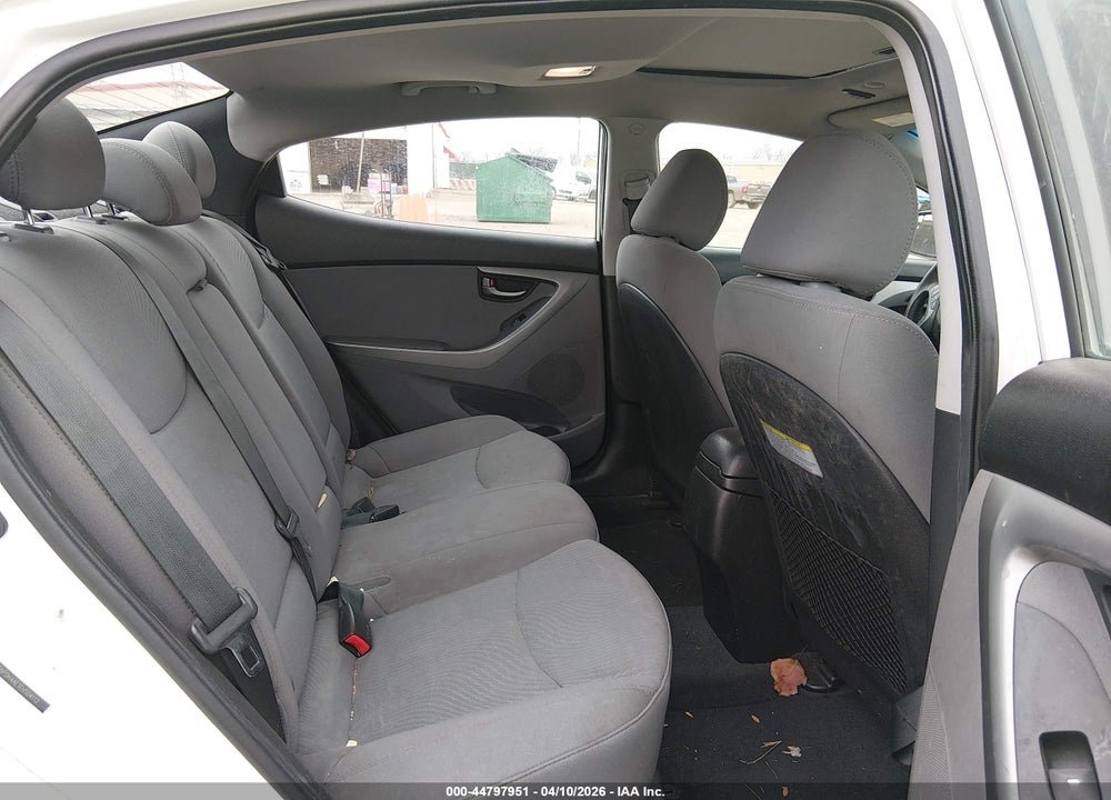 2014 HYUNDAI ELANTRA SE VIN: 5NPDH4AE1EH504112