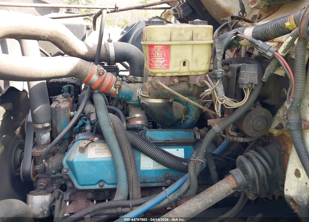 2000 INTERNATIONAL 4000 4700 VIN: 1HTSCABM2YH236011