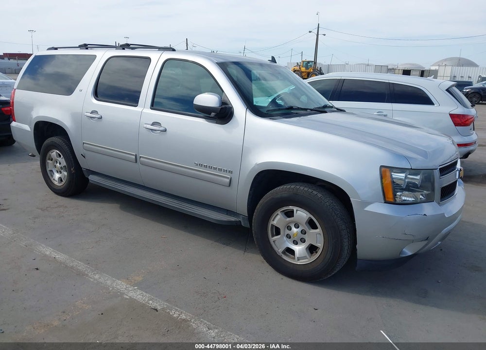 2014 CHEVROLET SUBURBAN 1500 LT VIN: 1GNSKJE72ER222886