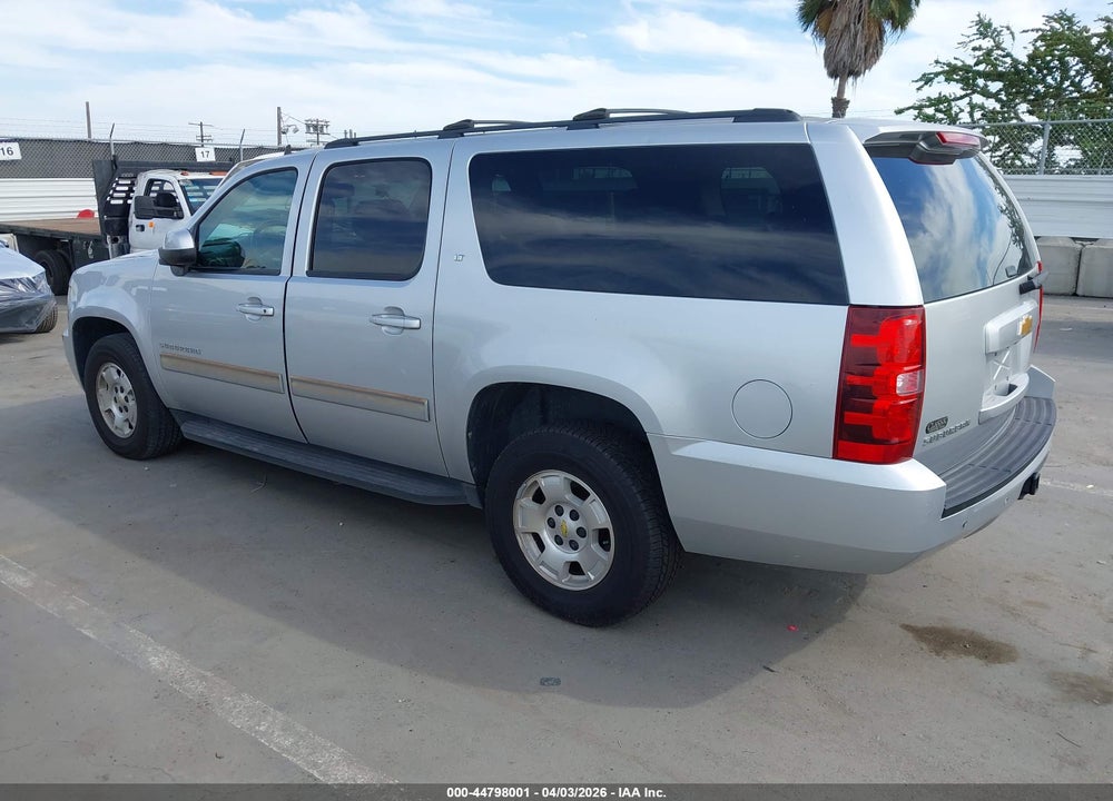2014 CHEVROLET SUBURBAN 1500 LT VIN: 1GNSKJE72ER222886