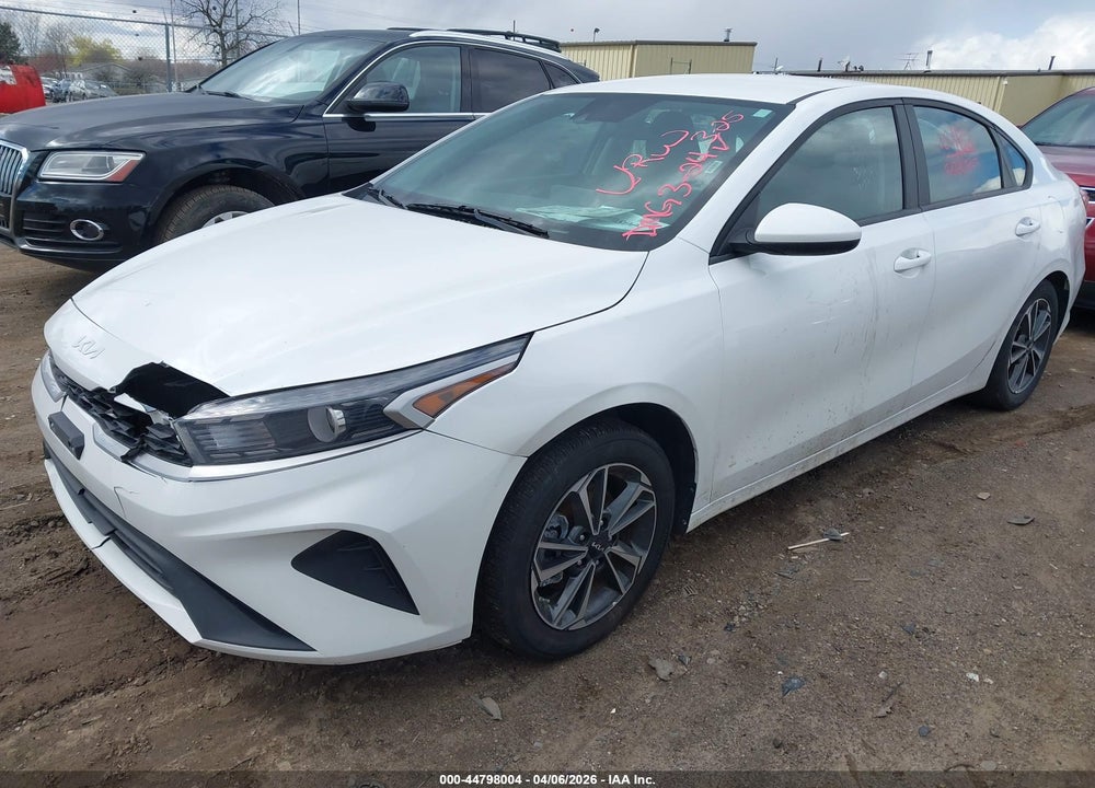 2024 KIA FORTE LXS VIN: 3KPF24AD1RE754025
