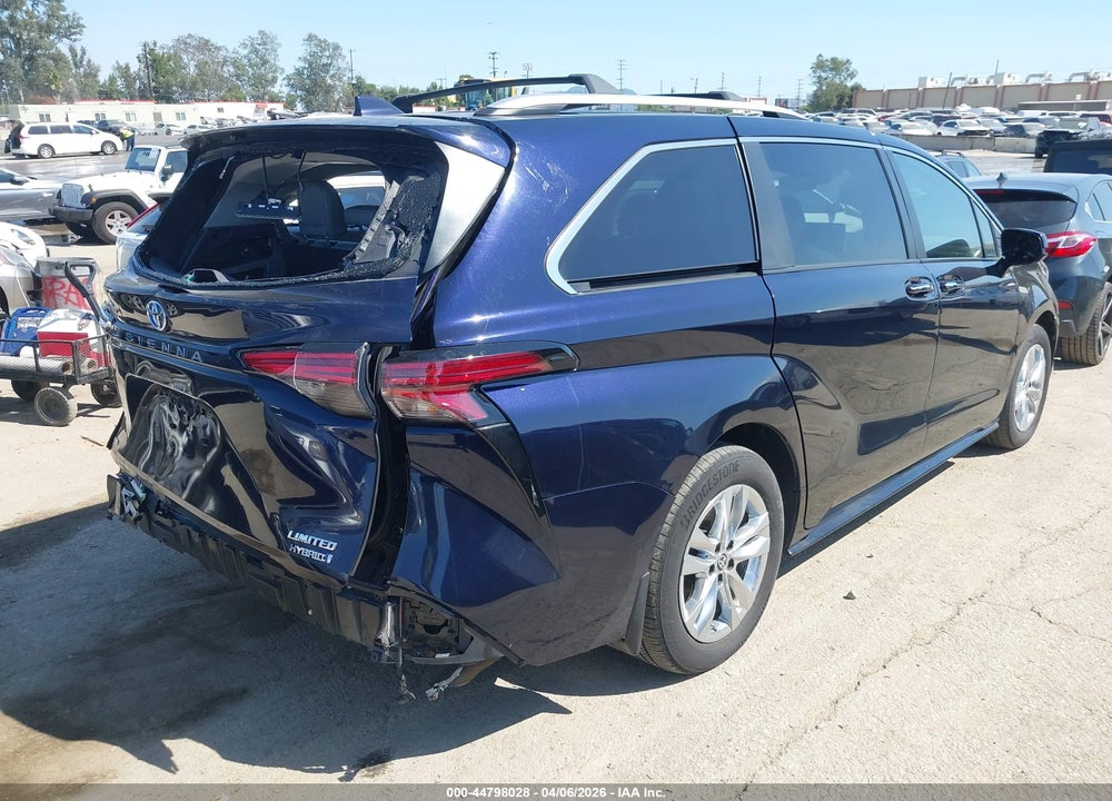 2023 TOYOTA SIENNA LIMITED VIN: 5TDZSKFC7PS103549