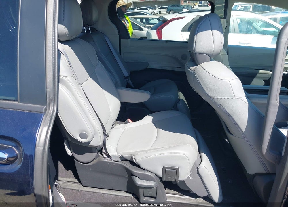 2023 TOYOTA SIENNA LIMITED VIN: 5TDZSKFC7PS103549