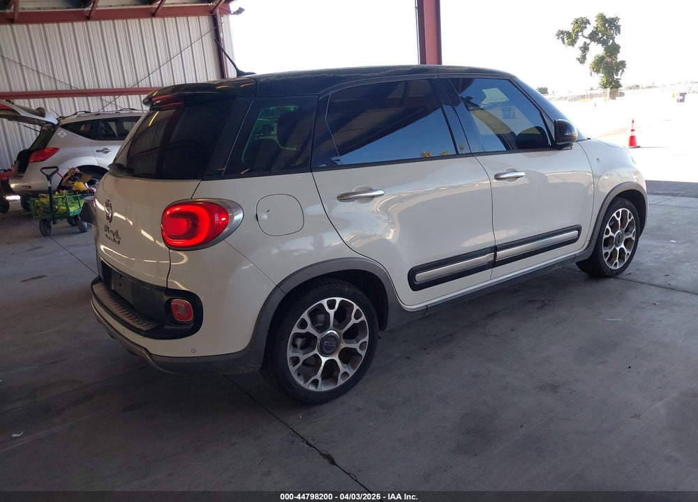 2014 FIAT 500L TREKKING VIN: ZFBCFADH4EZ007072