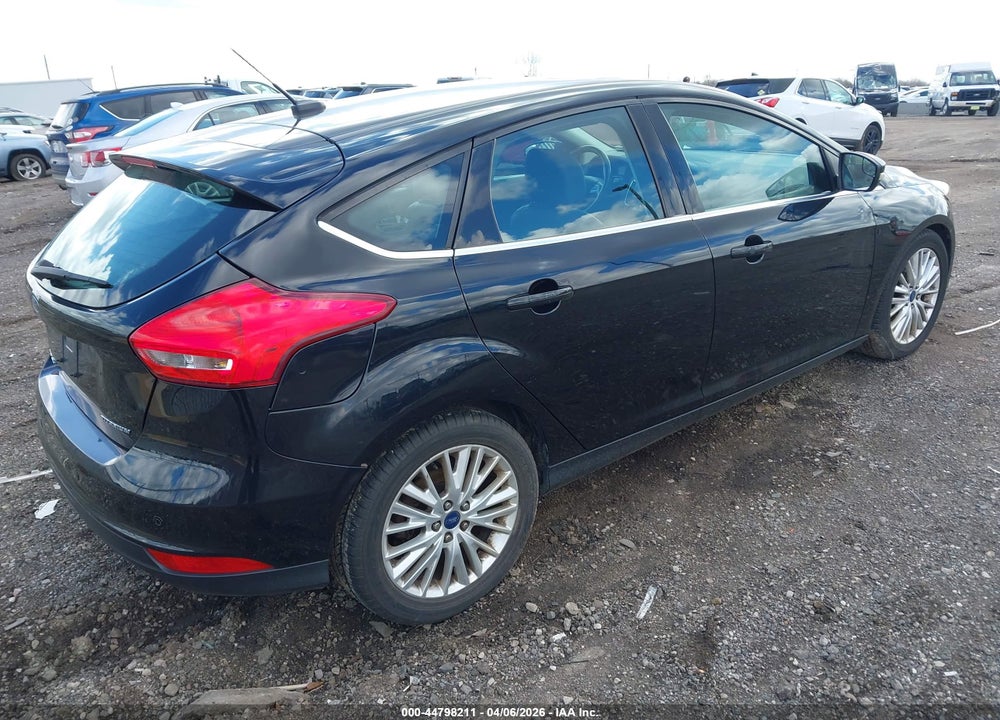 2017 FORD FOCUS TITANIUM VIN: 1FADP3N24HL328241