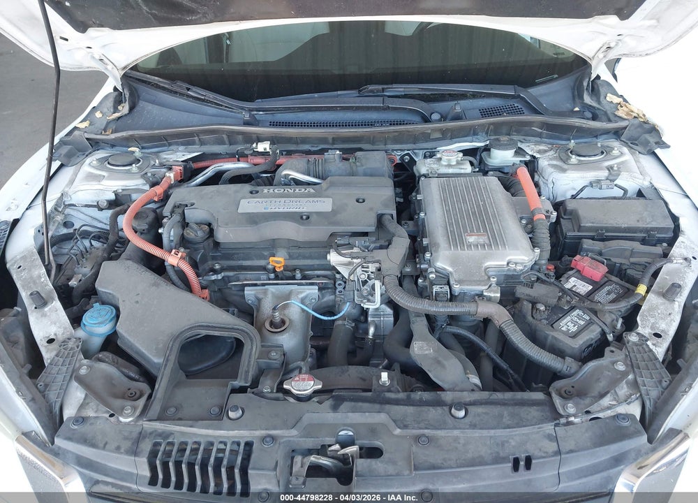 2015 HONDA ACCORD HYBRID TOURING VIN: 1HGCR6F77FA000074