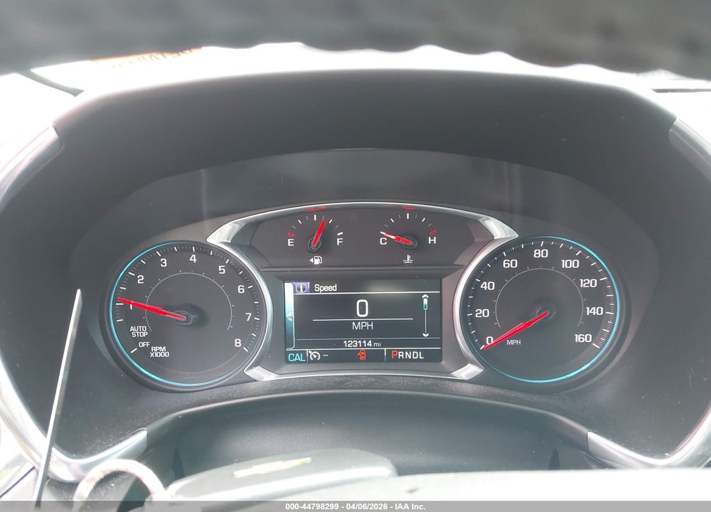 2018 CHEVROLET EQUINOX LT VIN: 2GNAXJEV3J6152705