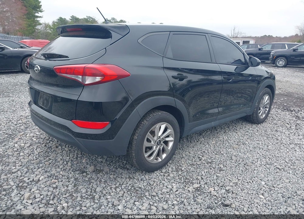 2018 HYUNDAI TUCSON SE VIN: KM8J23A46JU664715