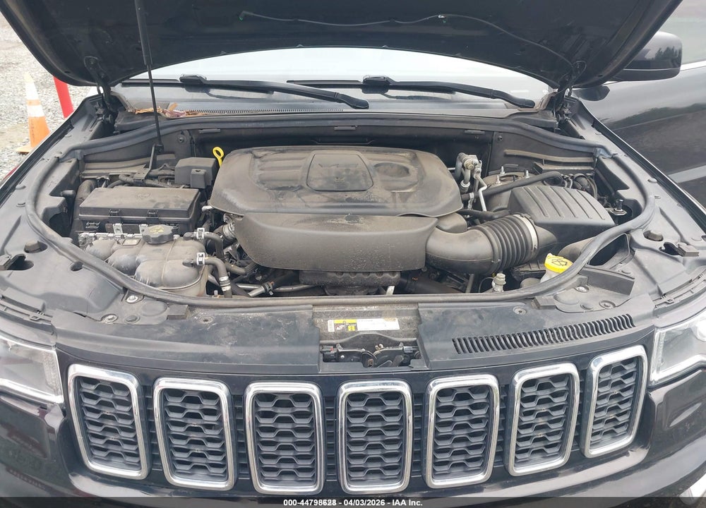 2019 JEEP GRAND CHEROKEE LAREDO E 4X4 VIN: 1C4RJFAG4KC836981