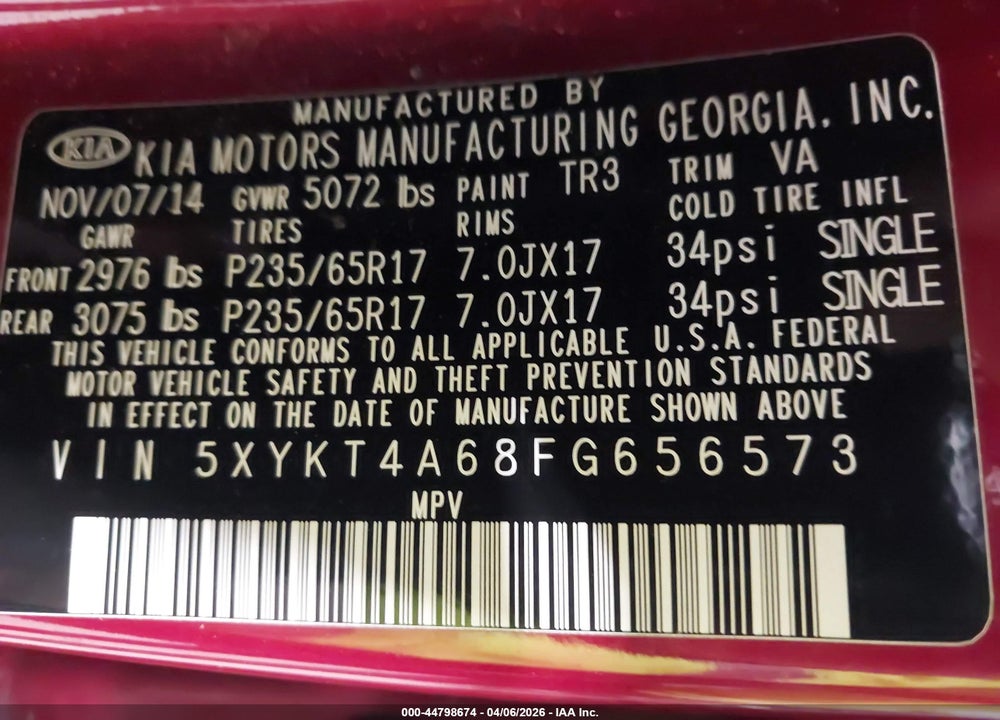 2015 KIA SORENTO LX VIN: 5XYKT4A68FG656573