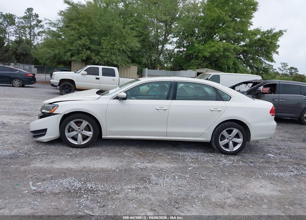 2013 VOLKSWAGEN PASSAT 2.0L TDI SE VIN: 1VWBN7A34DC103421