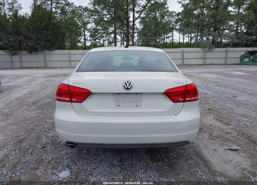 2013 VOLKSWAGEN PASSAT 2.0L TDI SE VIN: 1VWBN7A34DC103421