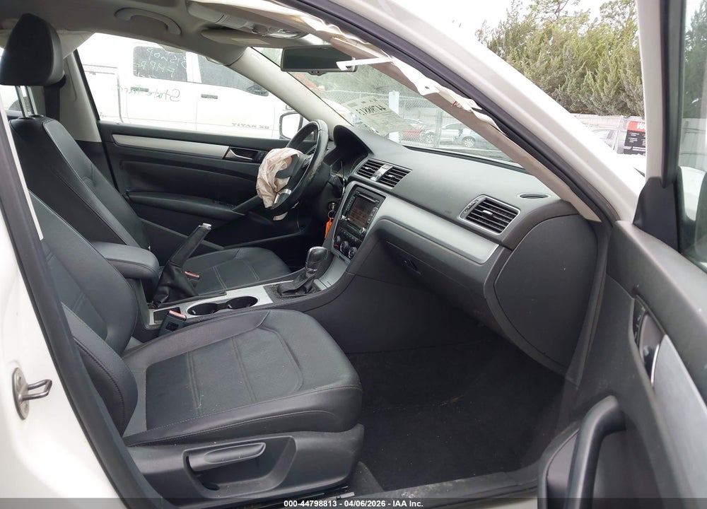 2013 VOLKSWAGEN PASSAT 2.0L TDI SE VIN: 1VWBN7A34DC103421