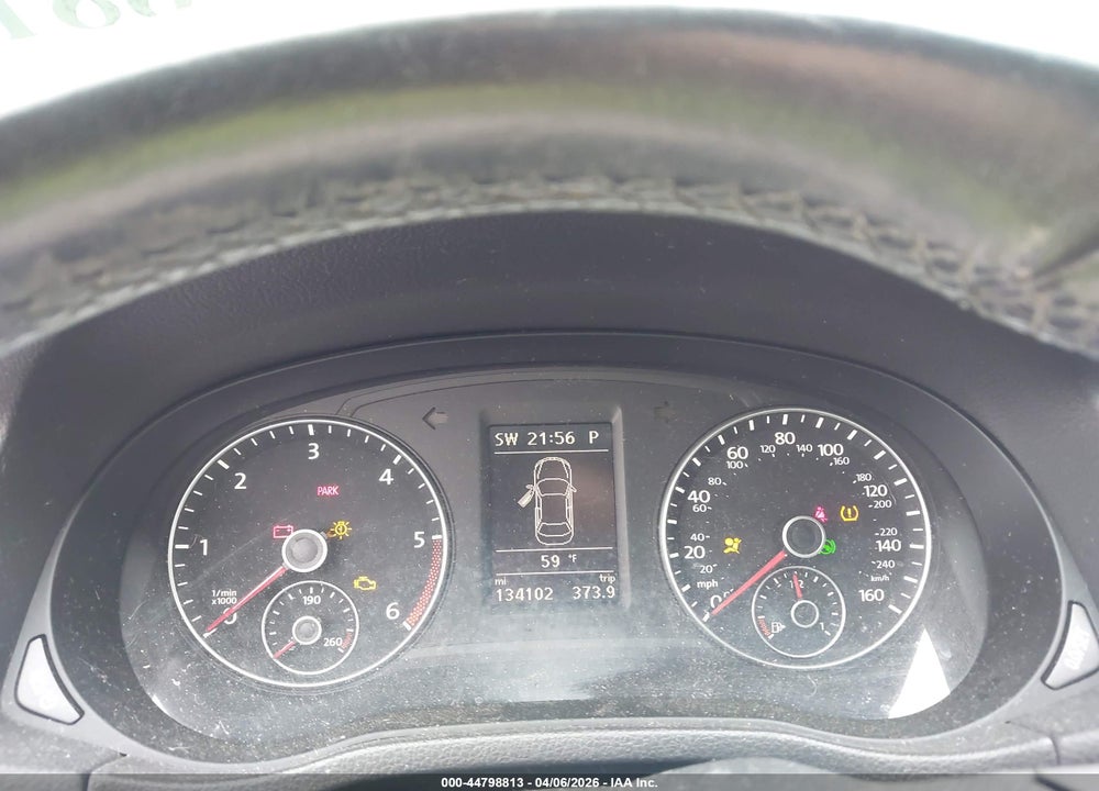2013 VOLKSWAGEN PASSAT 2.0L TDI SE VIN: 1VWBN7A34DC103421