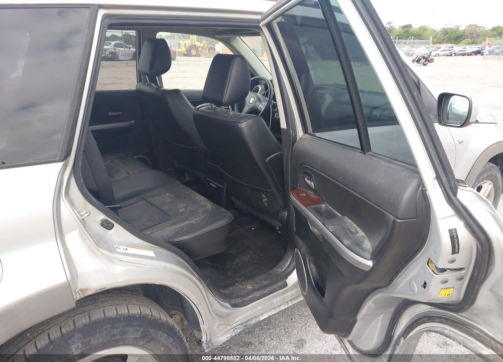 2006 SUZUKI GRAND VITARA LUXURY VIN: JS3TD947664100216